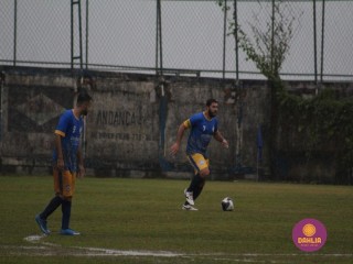
<a style='margin-left: 5px;' class='btn btn-xs btn-social btn-facebook' href='https://www.facebook.com/sharer/sharer.php?u=https://boladovale.com.br/imgs/800-800-90/conteudo/fotos/1589/img9520.jpg' rel='popup' data-width='500' data-height='400'><i class='fa fa-facebook'></i>Compartilhar <span class='hidden-xs'>no Facebook</span>
</a> 
<a class='btn btn-default btn-xs' target='_blank' href='imgs/800-800-90/conteudo/fotos/1589/img9520.jpg'>
<span class='glyphicon glyphicon-cloud-download'></span> Salvar
</a> 
<span></span>