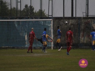 
<a style='margin-left: 5px;' class='btn btn-xs btn-social btn-facebook' href='https://www.facebook.com/sharer/sharer.php?u=https://boladovale.com.br/imgs/800-800-90/conteudo/fotos/1589/img9533.jpg' rel='popup' data-width='500' data-height='400'><i class='fa fa-facebook'></i>Compartilhar <span class='hidden-xs'>no Facebook</span>
</a> 
<a class='btn btn-default btn-xs' target='_blank' href='imgs/800-800-90/conteudo/fotos/1589/img9533.jpg'>
<span class='glyphicon glyphicon-cloud-download'></span> Salvar
</a> 
<span></span>