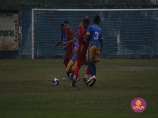 
<a style='margin-left: 5px;' class='btn btn-xs btn-social btn-facebook' href='https://www.facebook.com/sharer/sharer.php?u=https://boladovale.com.br/imgs/800-800-90/conteudo/fotos/1589/img9558.jpg' rel='popup' data-width='500' data-height='400'><i class='fa fa-facebook'></i>Compartilhar <span class='hidden-xs'>no Facebook</span>
</a> 
<a class='btn btn-default btn-xs' target='_blank' href='imgs/800-800-90/conteudo/fotos/1589/img9558.jpg'>
<span class='glyphicon glyphicon-cloud-download'></span> Salvar
</a> 
<span></span>