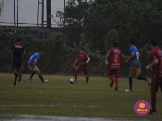 
<a style='margin-left: 5px;' class='btn btn-xs btn-social btn-facebook' href='https://www.facebook.com/sharer/sharer.php?u=https://boladovale.com.br/imgs/800-800-90/conteudo/fotos/1589/img9561.jpg' rel='popup' data-width='500' data-height='400'><i class='fa fa-facebook'></i>Compartilhar <span class='hidden-xs'>no Facebook</span>
</a> 
<a class='btn btn-default btn-xs' target='_blank' href='imgs/800-800-90/conteudo/fotos/1589/img9561.jpg'>
<span class='glyphicon glyphicon-cloud-download'></span> Salvar
</a> 
<span></span>