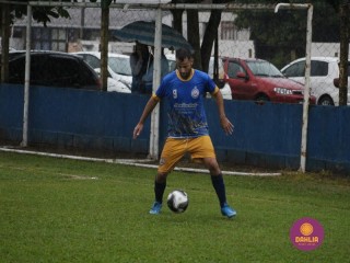 
<a style='margin-left: 5px;' class='btn btn-xs btn-social btn-facebook' href='https://www.facebook.com/sharer/sharer.php?u=https://boladovale.com.br/imgs/800-800-90/conteudo/fotos/1589/img9578.jpg' rel='popup' data-width='500' data-height='400'><i class='fa fa-facebook'></i>Compartilhar <span class='hidden-xs'>no Facebook</span>
</a> 
<a class='btn btn-default btn-xs' target='_blank' href='imgs/800-800-90/conteudo/fotos/1589/img9578.jpg'>
<span class='glyphicon glyphicon-cloud-download'></span> Salvar
</a> 
<span></span>