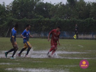 
<a style='margin-left: 5px;' class='btn btn-xs btn-social btn-facebook' href='https://www.facebook.com/sharer/sharer.php?u=https://boladovale.com.br/imgs/800-800-90/conteudo/fotos/1589/img9594.jpg' rel='popup' data-width='500' data-height='400'><i class='fa fa-facebook'></i>Compartilhar <span class='hidden-xs'>no Facebook</span>
</a> 
<a class='btn btn-default btn-xs' target='_blank' href='imgs/800-800-90/conteudo/fotos/1589/img9594.jpg'>
<span class='glyphicon glyphicon-cloud-download'></span> Salvar
</a> 
<span></span>