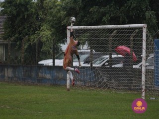 
<a style='margin-left: 5px;' class='btn btn-xs btn-social btn-facebook' href='https://www.facebook.com/sharer/sharer.php?u=https://boladovale.com.br/imgs/800-800-90/conteudo/fotos/1589/img9618.jpg' rel='popup' data-width='500' data-height='400'><i class='fa fa-facebook'></i>Compartilhar <span class='hidden-xs'>no Facebook</span>
</a> 
<a class='btn btn-default btn-xs' target='_blank' href='imgs/800-800-90/conteudo/fotos/1589/img9618.jpg'>
<span class='glyphicon glyphicon-cloud-download'></span> Salvar
</a> 
<span></span>