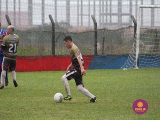 
<a style='margin-left: 5px;' class='btn btn-xs btn-social btn-facebook' href='https://www.facebook.com/sharer/sharer.php?u=https://boladovale.com.br/imgs/800-800-90/conteudo/fotos/1590/img9423.jpg' rel='popup' data-width='500' data-height='400'><i class='fa fa-facebook'></i>Compartilhar <span class='hidden-xs'>no Facebook</span>
</a> 
<a class='btn btn-default btn-xs' target='_blank' href='imgs/800-800-90/conteudo/fotos/1590/img9423.jpg'>
<span class='glyphicon glyphicon-cloud-download'></span> Salvar
</a> 
<span></span>