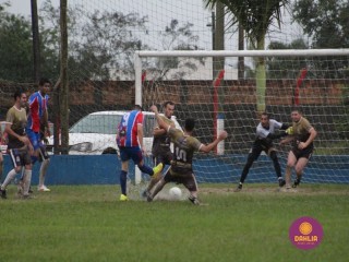 
<a style='margin-left: 5px;' class='btn btn-xs btn-social btn-facebook' href='https://www.facebook.com/sharer/sharer.php?u=https://boladovale.com.br/imgs/800-800-90/conteudo/fotos/1590/img9463.jpg' rel='popup' data-width='500' data-height='400'><i class='fa fa-facebook'></i>Compartilhar <span class='hidden-xs'>no Facebook</span>
</a> 
<a class='btn btn-default btn-xs' target='_blank' href='imgs/800-800-90/conteudo/fotos/1590/img9463.jpg'>
<span class='glyphicon glyphicon-cloud-download'></span> Salvar
</a> 
<span></span>