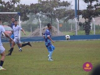 
<a style='margin-left: 5px;' class='btn btn-xs btn-social btn-facebook' href='https://www.facebook.com/sharer/sharer.php?u=https://boladovale.com.br/imgs/800-800-90/conteudo/fotos/1591/img7228.jpg' rel='popup' data-width='500' data-height='400'><i class='fa fa-facebook'></i>Compartilhar <span class='hidden-xs'>no Facebook</span>
</a> 
<a class='btn btn-default btn-xs' target='_blank' href='imgs/800-800-90/conteudo/fotos/1591/img7228.jpg'>
<span class='glyphicon glyphicon-cloud-download'></span> Salvar
</a> 
<span></span>