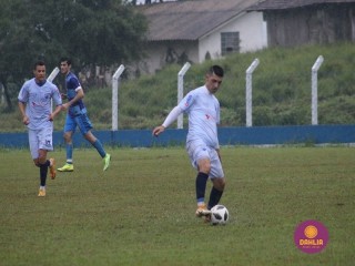 
<a style='margin-left: 5px;' class='btn btn-xs btn-social btn-facebook' href='https://www.facebook.com/sharer/sharer.php?u=https://boladovale.com.br/imgs/800-800-90/conteudo/fotos/1591/img7241.jpg' rel='popup' data-width='500' data-height='400'><i class='fa fa-facebook'></i>Compartilhar <span class='hidden-xs'>no Facebook</span>
</a> 
<a class='btn btn-default btn-xs' target='_blank' href='imgs/800-800-90/conteudo/fotos/1591/img7241.jpg'>
<span class='glyphicon glyphicon-cloud-download'></span> Salvar
</a> 
<span></span>
