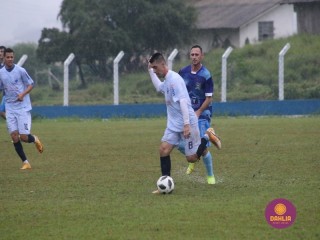 
<a style='margin-left: 5px;' class='btn btn-xs btn-social btn-facebook' href='https://www.facebook.com/sharer/sharer.php?u=https://boladovale.com.br/imgs/800-800-90/conteudo/fotos/1591/img7242.jpg' rel='popup' data-width='500' data-height='400'><i class='fa fa-facebook'></i>Compartilhar <span class='hidden-xs'>no Facebook</span>
</a> 
<a class='btn btn-default btn-xs' target='_blank' href='imgs/800-800-90/conteudo/fotos/1591/img7242.jpg'>
<span class='glyphicon glyphicon-cloud-download'></span> Salvar
</a> 
<span></span>