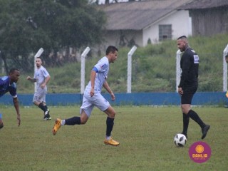 
<a style='margin-left: 5px;' class='btn btn-xs btn-social btn-facebook' href='https://www.facebook.com/sharer/sharer.php?u=https://boladovale.com.br/imgs/800-800-90/conteudo/fotos/1591/img7243.jpg' rel='popup' data-width='500' data-height='400'><i class='fa fa-facebook'></i>Compartilhar <span class='hidden-xs'>no Facebook</span>
</a> 
<a class='btn btn-default btn-xs' target='_blank' href='imgs/800-800-90/conteudo/fotos/1591/img7243.jpg'>
<span class='glyphicon glyphicon-cloud-download'></span> Salvar
</a> 
<span></span>