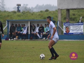 
<a style='margin-left: 5px;' class='btn btn-xs btn-social btn-facebook' href='https://www.facebook.com/sharer/sharer.php?u=https://boladovale.com.br/imgs/800-800-90/conteudo/fotos/1591/img7256.jpg' rel='popup' data-width='500' data-height='400'><i class='fa fa-facebook'></i>Compartilhar <span class='hidden-xs'>no Facebook</span>
</a> 
<a class='btn btn-default btn-xs' target='_blank' href='imgs/800-800-90/conteudo/fotos/1591/img7256.jpg'>
<span class='glyphicon glyphicon-cloud-download'></span> Salvar
</a> 
<span></span>