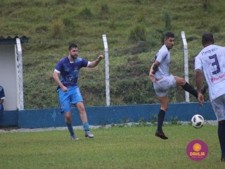 
<a style='margin-left: 5px;' class='btn btn-xs btn-social btn-facebook' href='https://www.facebook.com/sharer/sharer.php?u=https://boladovale.com.br/imgs/800-800-90/conteudo/fotos/1591/img7261.jpg' rel='popup' data-width='500' data-height='400'><i class='fa fa-facebook'></i>Compartilhar <span class='hidden-xs'>no Facebook</span>
</a> 
<a class='btn btn-default btn-xs' target='_blank' href='imgs/800-800-90/conteudo/fotos/1591/img7261.jpg'>
<span class='glyphicon glyphicon-cloud-download'></span> Salvar
</a> 
<span></span>