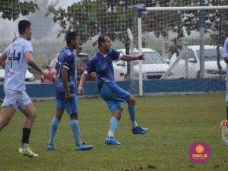 
<a style='margin-left: 5px;' class='btn btn-xs btn-social btn-facebook' href='https://www.facebook.com/sharer/sharer.php?u=https://boladovale.com.br/imgs/800-800-90/conteudo/fotos/1591/img7272.jpg' rel='popup' data-width='500' data-height='400'><i class='fa fa-facebook'></i>Compartilhar <span class='hidden-xs'>no Facebook</span>
</a> 
<a class='btn btn-default btn-xs' target='_blank' href='imgs/800-800-90/conteudo/fotos/1591/img7272.jpg'>
<span class='glyphicon glyphicon-cloud-download'></span> Salvar
</a> 
<span></span>