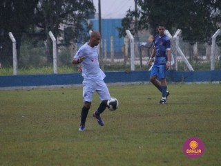 
<a style='margin-left: 5px;' class='btn btn-xs btn-social btn-facebook' href='https://www.facebook.com/sharer/sharer.php?u=https://boladovale.com.br/imgs/800-800-90/conteudo/fotos/1591/img7276.jpg' rel='popup' data-width='500' data-height='400'><i class='fa fa-facebook'></i>Compartilhar <span class='hidden-xs'>no Facebook</span>
</a> 
<a class='btn btn-default btn-xs' target='_blank' href='imgs/800-800-90/conteudo/fotos/1591/img7276.jpg'>
<span class='glyphicon glyphicon-cloud-download'></span> Salvar
</a> 
<span></span>