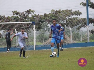 
<a style='margin-left: 5px;' class='btn btn-xs btn-social btn-facebook' href='https://www.facebook.com/sharer/sharer.php?u=https://boladovale.com.br/imgs/800-800-90/conteudo/fotos/1591/img7316.jpg' rel='popup' data-width='500' data-height='400'><i class='fa fa-facebook'></i>Compartilhar <span class='hidden-xs'>no Facebook</span>
</a> 
<a class='btn btn-default btn-xs' target='_blank' href='imgs/800-800-90/conteudo/fotos/1591/img7316.jpg'>
<span class='glyphicon glyphicon-cloud-download'></span> Salvar
</a> 
<span></span>