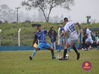 
<a style='margin-left: 5px;' class='btn btn-xs btn-social btn-facebook' href='https://www.facebook.com/sharer/sharer.php?u=https://boladovale.com.br/imgs/800-800-90/conteudo/fotos/1591/img7328.jpg' rel='popup' data-width='500' data-height='400'><i class='fa fa-facebook'></i>Compartilhar <span class='hidden-xs'>no Facebook</span>
</a> 
<a class='btn btn-default btn-xs' target='_blank' href='imgs/800-800-90/conteudo/fotos/1591/img7328.jpg'>
<span class='glyphicon glyphicon-cloud-download'></span> Salvar
</a> 
<span></span>