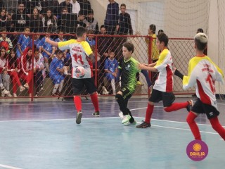
<a style='margin-left: 5px;' class='btn btn-xs btn-social btn-facebook' href='https://www.facebook.com/sharer/sharer.php?u=https://boladovale.com.br/imgs/800-800-90/conteudo/fotos/1592/img7479.jpg' rel='popup' data-width='500' data-height='400'><i class='fa fa-facebook'></i>Compartilhar <span class='hidden-xs'>no Facebook</span>
</a> 
<a class='btn btn-default btn-xs' target='_blank' href='imgs/800-800-90/conteudo/fotos/1592/img7479.jpg'>
<span class='glyphicon glyphicon-cloud-download'></span> Salvar
</a> 
<span></span>