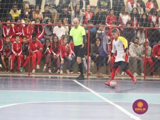 
<a style='margin-left: 5px;' class='btn btn-xs btn-social btn-facebook' href='https://www.facebook.com/sharer/sharer.php?u=https://boladovale.com.br/imgs/800-800-90/conteudo/fotos/1592/img7528.jpg' rel='popup' data-width='500' data-height='400'><i class='fa fa-facebook'></i>Compartilhar <span class='hidden-xs'>no Facebook</span>
</a> 
<a class='btn btn-default btn-xs' target='_blank' href='imgs/800-800-90/conteudo/fotos/1592/img7528.jpg'>
<span class='glyphicon glyphicon-cloud-download'></span> Salvar
</a> 
<span></span>