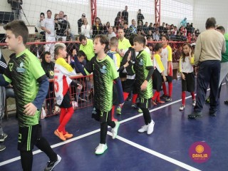 
<a style='margin-left: 5px;' class='btn btn-xs btn-social btn-facebook' href='https://www.facebook.com/sharer/sharer.php?u=https://boladovale.com.br/imgs/800-800-90/conteudo/fotos/1592/img7556.jpg' rel='popup' data-width='500' data-height='400'><i class='fa fa-facebook'></i>Compartilhar <span class='hidden-xs'>no Facebook</span>
</a> 
<a class='btn btn-default btn-xs' target='_blank' href='imgs/800-800-90/conteudo/fotos/1592/img7556.jpg'>
<span class='glyphicon glyphicon-cloud-download'></span> Salvar
</a> 
<span></span>