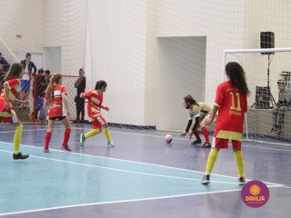 
<a style='margin-left: 5px;' class='btn btn-xs btn-social btn-facebook' href='https://www.facebook.com/sharer/sharer.php?u=https://boladovale.com.br/imgs/800-800-90/conteudo/fotos/1592/img7571.jpg' rel='popup' data-width='500' data-height='400'><i class='fa fa-facebook'></i>Compartilhar <span class='hidden-xs'>no Facebook</span>
</a> 
<a class='btn btn-default btn-xs' target='_blank' href='imgs/800-800-90/conteudo/fotos/1592/img7571.jpg'>
<span class='glyphicon glyphicon-cloud-download'></span> Salvar
</a> 
<span></span>