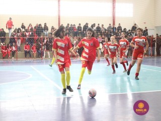 
<a style='margin-left: 5px;' class='btn btn-xs btn-social btn-facebook' href='https://www.facebook.com/sharer/sharer.php?u=https://boladovale.com.br/imgs/800-800-90/conteudo/fotos/1592/img7576.jpg' rel='popup' data-width='500' data-height='400'><i class='fa fa-facebook'></i>Compartilhar <span class='hidden-xs'>no Facebook</span>
</a> 
<a class='btn btn-default btn-xs' target='_blank' href='imgs/800-800-90/conteudo/fotos/1592/img7576.jpg'>
<span class='glyphicon glyphicon-cloud-download'></span> Salvar
</a> 
<span></span>