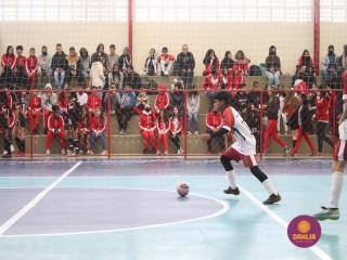 
<a style='margin-left: 5px;' class='btn btn-xs btn-social btn-facebook' href='https://www.facebook.com/sharer/sharer.php?u=https://boladovale.com.br/imgs/800-800-90/conteudo/fotos/1592/img7581.jpg' rel='popup' data-width='500' data-height='400'><i class='fa fa-facebook'></i>Compartilhar <span class='hidden-xs'>no Facebook</span>
</a> 
<a class='btn btn-default btn-xs' target='_blank' href='imgs/800-800-90/conteudo/fotos/1592/img7581.jpg'>
<span class='glyphicon glyphicon-cloud-download'></span> Salvar
</a> 
<span></span>