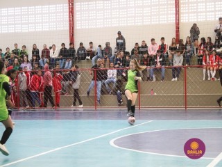 
<a style='margin-left: 5px;' class='btn btn-xs btn-social btn-facebook' href='https://www.facebook.com/sharer/sharer.php?u=https://boladovale.com.br/imgs/800-800-90/conteudo/fotos/1592/img7663.jpg' rel='popup' data-width='500' data-height='400'><i class='fa fa-facebook'></i>Compartilhar <span class='hidden-xs'>no Facebook</span>
</a> 
<a class='btn btn-default btn-xs' target='_blank' href='imgs/800-800-90/conteudo/fotos/1592/img7663.jpg'>
<span class='glyphicon glyphicon-cloud-download'></span> Salvar
</a> 
<span></span>