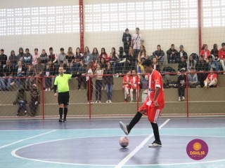 
<a style='margin-left: 5px;' class='btn btn-xs btn-social btn-facebook' href='https://www.facebook.com/sharer/sharer.php?u=https://boladovale.com.br/imgs/800-800-90/conteudo/fotos/1592/img7755.jpg' rel='popup' data-width='500' data-height='400'><i class='fa fa-facebook'></i>Compartilhar <span class='hidden-xs'>no Facebook</span>
</a> 
<a class='btn btn-default btn-xs' target='_blank' href='imgs/800-800-90/conteudo/fotos/1592/img7755.jpg'>
<span class='glyphicon glyphicon-cloud-download'></span> Salvar
</a> 
<span></span>