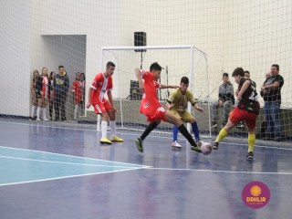
<a style='margin-left: 5px;' class='btn btn-xs btn-social btn-facebook' href='https://www.facebook.com/sharer/sharer.php?u=https://boladovale.com.br/imgs/800-800-90/conteudo/fotos/1592/img7763.jpg' rel='popup' data-width='500' data-height='400'><i class='fa fa-facebook'></i>Compartilhar <span class='hidden-xs'>no Facebook</span>
</a> 
<a class='btn btn-default btn-xs' target='_blank' href='imgs/800-800-90/conteudo/fotos/1592/img7763.jpg'>
<span class='glyphicon glyphicon-cloud-download'></span> Salvar
</a> 
<span></span>