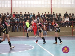 
<a style='margin-left: 5px;' class='btn btn-xs btn-social btn-facebook' href='https://www.facebook.com/sharer/sharer.php?u=https://boladovale.com.br/imgs/800-800-90/conteudo/fotos/1592/img7830.jpg' rel='popup' data-width='500' data-height='400'><i class='fa fa-facebook'></i>Compartilhar <span class='hidden-xs'>no Facebook</span>
</a> 
<a class='btn btn-default btn-xs' target='_blank' href='imgs/800-800-90/conteudo/fotos/1592/img7830.jpg'>
<span class='glyphicon glyphicon-cloud-download'></span> Salvar
</a> 
<span></span>