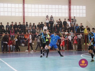 
<a style='margin-left: 5px;' class='btn btn-xs btn-social btn-facebook' href='https://www.facebook.com/sharer/sharer.php?u=https://boladovale.com.br/imgs/800-800-90/conteudo/fotos/1592/img7849.jpg' rel='popup' data-width='500' data-height='400'><i class='fa fa-facebook'></i>Compartilhar <span class='hidden-xs'>no Facebook</span>
</a> 
<a class='btn btn-default btn-xs' target='_blank' href='imgs/800-800-90/conteudo/fotos/1592/img7849.jpg'>
<span class='glyphicon glyphicon-cloud-download'></span> Salvar
</a> 
<span></span>