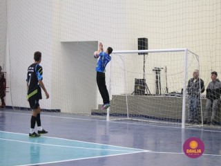 
<a style='margin-left: 5px;' class='btn btn-xs btn-social btn-facebook' href='https://www.facebook.com/sharer/sharer.php?u=https://boladovale.com.br/imgs/800-800-90/conteudo/fotos/1592/img7878.jpg' rel='popup' data-width='500' data-height='400'><i class='fa fa-facebook'></i>Compartilhar <span class='hidden-xs'>no Facebook</span>
</a> 
<a class='btn btn-default btn-xs' target='_blank' href='imgs/800-800-90/conteudo/fotos/1592/img7878.jpg'>
<span class='glyphicon glyphicon-cloud-download'></span> Salvar
</a> 
<span></span>