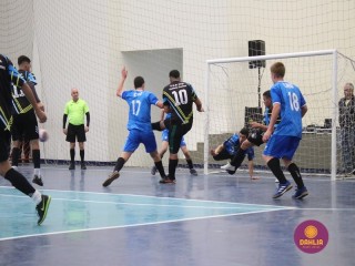 
<a style='margin-left: 5px;' class='btn btn-xs btn-social btn-facebook' href='https://www.facebook.com/sharer/sharer.php?u=https://boladovale.com.br/imgs/800-800-90/conteudo/fotos/1592/img7889.jpg' rel='popup' data-width='500' data-height='400'><i class='fa fa-facebook'></i>Compartilhar <span class='hidden-xs'>no Facebook</span>
</a> 
<a class='btn btn-default btn-xs' target='_blank' href='imgs/800-800-90/conteudo/fotos/1592/img7889.jpg'>
<span class='glyphicon glyphicon-cloud-download'></span> Salvar
</a> 
<span></span>