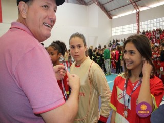 
<a style='margin-left: 5px;' class='btn btn-xs btn-social btn-facebook' href='https://www.facebook.com/sharer/sharer.php?u=https://boladovale.com.br/imgs/800-800-90/conteudo/fotos/1594/img8092.jpg' rel='popup' data-width='500' data-height='400'><i class='fa fa-facebook'></i>Compartilhar <span class='hidden-xs'>no Facebook</span>
</a> 
<a class='btn btn-default btn-xs' target='_blank' href='imgs/800-800-90/conteudo/fotos/1594/img8092.jpg'>
<span class='glyphicon glyphicon-cloud-download'></span> Salvar
</a> 
<span></span>