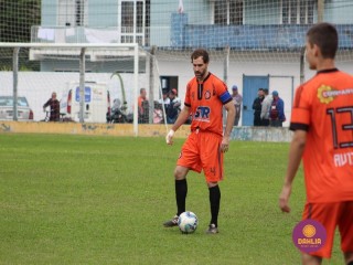 
<a style='margin-left: 5px;' class='btn btn-xs btn-social btn-facebook' href='https://www.facebook.com/sharer/sharer.php?u=https://boladovale.com.br/imgs/800-800-90/conteudo/fotos/1595/img9707.jpg' rel='popup' data-width='500' data-height='400'><i class='fa fa-facebook'></i>Compartilhar <span class='hidden-xs'>no Facebook</span>
</a> 
<a class='btn btn-default btn-xs' target='_blank' href='imgs/800-800-90/conteudo/fotos/1595/img9707.jpg'>
<span class='glyphicon glyphicon-cloud-download'></span> Salvar
</a> 
<span></span>