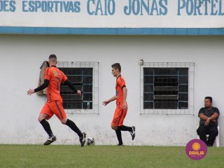 
<a style='margin-left: 5px;' class='btn btn-xs btn-social btn-facebook' href='https://www.facebook.com/sharer/sharer.php?u=https://boladovale.com.br/imgs/800-800-90/conteudo/fotos/1595/img9716.jpg' rel='popup' data-width='500' data-height='400'><i class='fa fa-facebook'></i>Compartilhar <span class='hidden-xs'>no Facebook</span>
</a> 
<a class='btn btn-default btn-xs' target='_blank' href='imgs/800-800-90/conteudo/fotos/1595/img9716.jpg'>
<span class='glyphicon glyphicon-cloud-download'></span> Salvar
</a> 
<span></span>