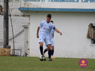 
<a style='margin-left: 5px;' class='btn btn-xs btn-social btn-facebook' href='https://www.facebook.com/sharer/sharer.php?u=https://boladovale.com.br/imgs/800-800-90/conteudo/fotos/1595/img9717.jpg' rel='popup' data-width='500' data-height='400'><i class='fa fa-facebook'></i>Compartilhar <span class='hidden-xs'>no Facebook</span>
</a> 
<a class='btn btn-default btn-xs' target='_blank' href='imgs/800-800-90/conteudo/fotos/1595/img9717.jpg'>
<span class='glyphicon glyphicon-cloud-download'></span> Salvar
</a> 
<span></span>