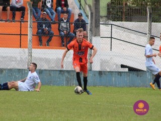 
<a style='margin-left: 5px;' class='btn btn-xs btn-social btn-facebook' href='https://www.facebook.com/sharer/sharer.php?u=https://boladovale.com.br/imgs/800-800-90/conteudo/fotos/1595/img9728.jpg' rel='popup' data-width='500' data-height='400'><i class='fa fa-facebook'></i>Compartilhar <span class='hidden-xs'>no Facebook</span>
</a> 
<a class='btn btn-default btn-xs' target='_blank' href='imgs/800-800-90/conteudo/fotos/1595/img9728.jpg'>
<span class='glyphicon glyphicon-cloud-download'></span> Salvar
</a> 
<span></span>