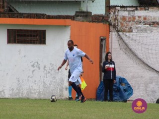 
<a style='margin-left: 5px;' class='btn btn-xs btn-social btn-facebook' href='https://www.facebook.com/sharer/sharer.php?u=https://boladovale.com.br/imgs/800-800-90/conteudo/fotos/1595/img9736.jpg' rel='popup' data-width='500' data-height='400'><i class='fa fa-facebook'></i>Compartilhar <span class='hidden-xs'>no Facebook</span>
</a> 
<a class='btn btn-default btn-xs' target='_blank' href='imgs/800-800-90/conteudo/fotos/1595/img9736.jpg'>
<span class='glyphicon glyphicon-cloud-download'></span> Salvar
</a> 
<span></span>