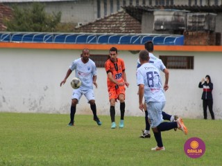 
<a style='margin-left: 5px;' class='btn btn-xs btn-social btn-facebook' href='https://www.facebook.com/sharer/sharer.php?u=https://boladovale.com.br/imgs/800-800-90/conteudo/fotos/1595/img9743.jpg' rel='popup' data-width='500' data-height='400'><i class='fa fa-facebook'></i>Compartilhar <span class='hidden-xs'>no Facebook</span>
</a> 
<a class='btn btn-default btn-xs' target='_blank' href='imgs/800-800-90/conteudo/fotos/1595/img9743.jpg'>
<span class='glyphicon glyphicon-cloud-download'></span> Salvar
</a> 
<span></span>