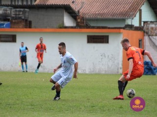 
<a style='margin-left: 5px;' class='btn btn-xs btn-social btn-facebook' href='https://www.facebook.com/sharer/sharer.php?u=https://boladovale.com.br/imgs/800-800-90/conteudo/fotos/1595/img9764.jpg' rel='popup' data-width='500' data-height='400'><i class='fa fa-facebook'></i>Compartilhar <span class='hidden-xs'>no Facebook</span>
</a> 
<a class='btn btn-default btn-xs' target='_blank' href='imgs/800-800-90/conteudo/fotos/1595/img9764.jpg'>
<span class='glyphicon glyphicon-cloud-download'></span> Salvar
</a> 
<span></span>