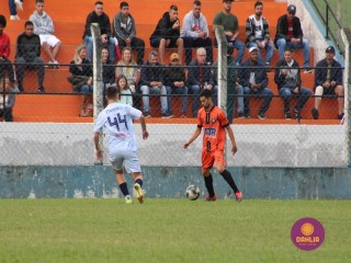 
<a style='margin-left: 5px;' class='btn btn-xs btn-social btn-facebook' href='https://www.facebook.com/sharer/sharer.php?u=https://boladovale.com.br/imgs/800-800-90/conteudo/fotos/1595/img9776.jpg' rel='popup' data-width='500' data-height='400'><i class='fa fa-facebook'></i>Compartilhar <span class='hidden-xs'>no Facebook</span>
</a> 
<a class='btn btn-default btn-xs' target='_blank' href='imgs/800-800-90/conteudo/fotos/1595/img9776.jpg'>
<span class='glyphicon glyphicon-cloud-download'></span> Salvar
</a> 
<span></span>