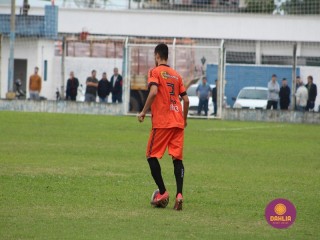 
<a style='margin-left: 5px;' class='btn btn-xs btn-social btn-facebook' href='https://www.facebook.com/sharer/sharer.php?u=https://boladovale.com.br/imgs/800-800-90/conteudo/fotos/1595/img9809.jpg' rel='popup' data-width='500' data-height='400'><i class='fa fa-facebook'></i>Compartilhar <span class='hidden-xs'>no Facebook</span>
</a> 
<a class='btn btn-default btn-xs' target='_blank' href='imgs/800-800-90/conteudo/fotos/1595/img9809.jpg'>
<span class='glyphicon glyphicon-cloud-download'></span> Salvar
</a> 
<span></span>