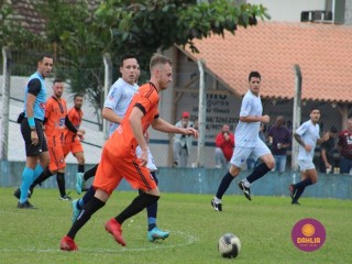 
<a style='margin-left: 5px;' class='btn btn-xs btn-social btn-facebook' href='https://www.facebook.com/sharer/sharer.php?u=https://boladovale.com.br/imgs/800-800-90/conteudo/fotos/1595/img9830.jpg' rel='popup' data-width='500' data-height='400'><i class='fa fa-facebook'></i>Compartilhar <span class='hidden-xs'>no Facebook</span>
</a> 
<a class='btn btn-default btn-xs' target='_blank' href='imgs/800-800-90/conteudo/fotos/1595/img9830.jpg'>
<span class='glyphicon glyphicon-cloud-download'></span> Salvar
</a> 
<span></span>