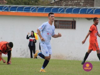 
<a style='margin-left: 5px;' class='btn btn-xs btn-social btn-facebook' href='https://www.facebook.com/sharer/sharer.php?u=https://boladovale.com.br/imgs/800-800-90/conteudo/fotos/1595/img9839.jpg' rel='popup' data-width='500' data-height='400'><i class='fa fa-facebook'></i>Compartilhar <span class='hidden-xs'>no Facebook</span>
</a> 
<a class='btn btn-default btn-xs' target='_blank' href='imgs/800-800-90/conteudo/fotos/1595/img9839.jpg'>
<span class='glyphicon glyphicon-cloud-download'></span> Salvar
</a> 
<span></span>