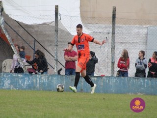 
<a style='margin-left: 5px;' class='btn btn-xs btn-social btn-facebook' href='https://www.facebook.com/sharer/sharer.php?u=https://boladovale.com.br/imgs/800-800-90/conteudo/fotos/1595/img9851.jpg' rel='popup' data-width='500' data-height='400'><i class='fa fa-facebook'></i>Compartilhar <span class='hidden-xs'>no Facebook</span>
</a> 
<a class='btn btn-default btn-xs' target='_blank' href='imgs/800-800-90/conteudo/fotos/1595/img9851.jpg'>
<span class='glyphicon glyphicon-cloud-download'></span> Salvar
</a> 
<span></span>