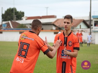 
<a style='margin-left: 5px;' class='btn btn-xs btn-social btn-facebook' href='https://www.facebook.com/sharer/sharer.php?u=https://boladovale.com.br/imgs/800-800-90/conteudo/fotos/1595/img9862.jpg' rel='popup' data-width='500' data-height='400'><i class='fa fa-facebook'></i>Compartilhar <span class='hidden-xs'>no Facebook</span>
</a> 
<a class='btn btn-default btn-xs' target='_blank' href='imgs/800-800-90/conteudo/fotos/1595/img9862.jpg'>
<span class='glyphicon glyphicon-cloud-download'></span> Salvar
</a> 
<span></span>