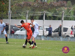
<a style='margin-left: 5px;' class='btn btn-xs btn-social btn-facebook' href='https://www.facebook.com/sharer/sharer.php?u=https://boladovale.com.br/imgs/800-800-90/conteudo/fotos/1595/img9864.jpg' rel='popup' data-width='500' data-height='400'><i class='fa fa-facebook'></i>Compartilhar <span class='hidden-xs'>no Facebook</span>
</a> 
<a class='btn btn-default btn-xs' target='_blank' href='imgs/800-800-90/conteudo/fotos/1595/img9864.jpg'>
<span class='glyphicon glyphicon-cloud-download'></span> Salvar
</a> 
<span></span>