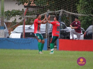 
<a style='margin-left: 5px;' class='btn btn-xs btn-social btn-facebook' href='https://www.facebook.com/sharer/sharer.php?u=https://boladovale.com.br/imgs/800-800-90/conteudo/fotos/1596/img8343.jpg' rel='popup' data-width='500' data-height='400'><i class='fa fa-facebook'></i>Compartilhar <span class='hidden-xs'>no Facebook</span>
</a> 
<a class='btn btn-default btn-xs' target='_blank' href='imgs/800-800-90/conteudo/fotos/1596/img8343.jpg'>
<span class='glyphicon glyphicon-cloud-download'></span> Salvar
</a> 
<span></span>