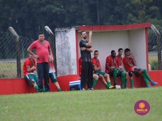 
<a style='margin-left: 5px;' class='btn btn-xs btn-social btn-facebook' href='https://www.facebook.com/sharer/sharer.php?u=https://boladovale.com.br/imgs/800-800-90/conteudo/fotos/1596/img8358.jpg' rel='popup' data-width='500' data-height='400'><i class='fa fa-facebook'></i>Compartilhar <span class='hidden-xs'>no Facebook</span>
</a> 
<a class='btn btn-default btn-xs' target='_blank' href='imgs/800-800-90/conteudo/fotos/1596/img8358.jpg'>
<span class='glyphicon glyphicon-cloud-download'></span> Salvar
</a> 
<span></span>