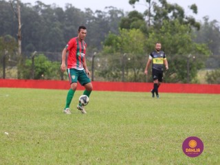 
<a style='margin-left: 5px;' class='btn btn-xs btn-social btn-facebook' href='https://www.facebook.com/sharer/sharer.php?u=https://boladovale.com.br/imgs/800-800-90/conteudo/fotos/1596/img8384.jpg' rel='popup' data-width='500' data-height='400'><i class='fa fa-facebook'></i>Compartilhar <span class='hidden-xs'>no Facebook</span>
</a> 
<a class='btn btn-default btn-xs' target='_blank' href='imgs/800-800-90/conteudo/fotos/1596/img8384.jpg'>
<span class='glyphicon glyphicon-cloud-download'></span> Salvar
</a> 
<span></span>
